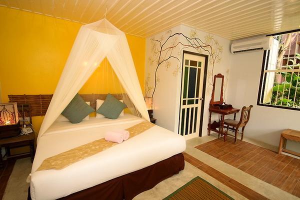 บ้านตุ่ม วิลเลจ แอนด์ รีสอร์ท จันทบุรี ภายนอก รูปภาพ
